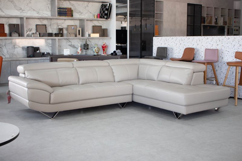 A004-607型皮沙發