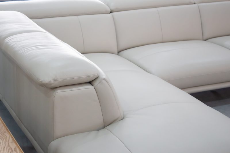 AA00412-1507型皮沙發