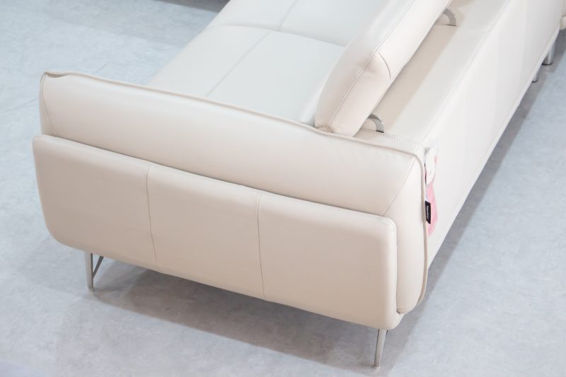 AA00412-1507型皮沙發