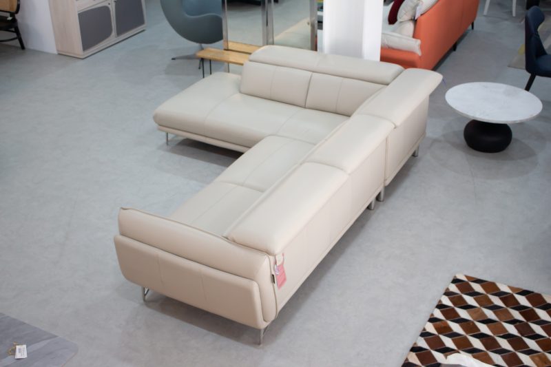 AA00412-1507型皮沙發